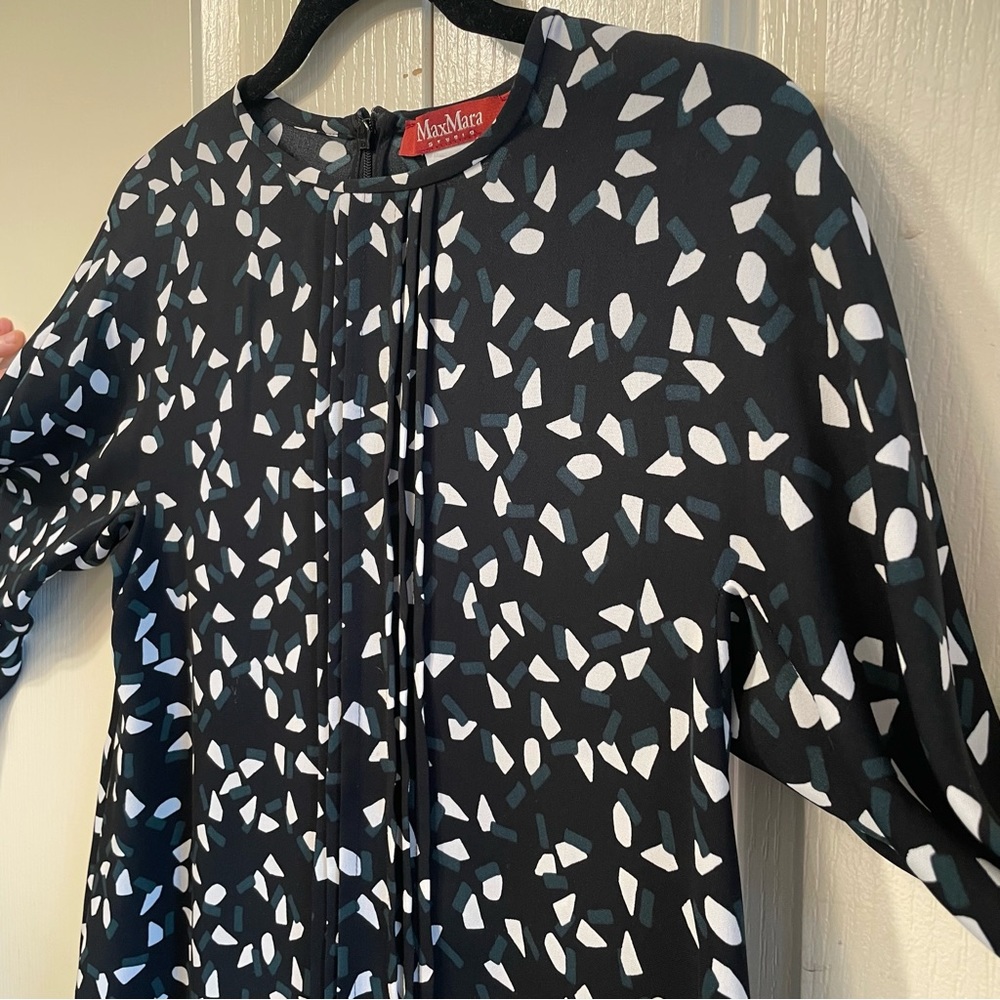 MaxMara long sleeve tunic ruffled pin tuck geometric print size 2